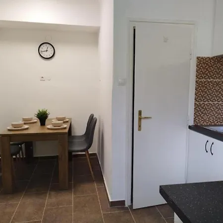 Cozy 1 Bedroom Free Parking Free Wifi Διαμέρισμα Βουδαπέστη